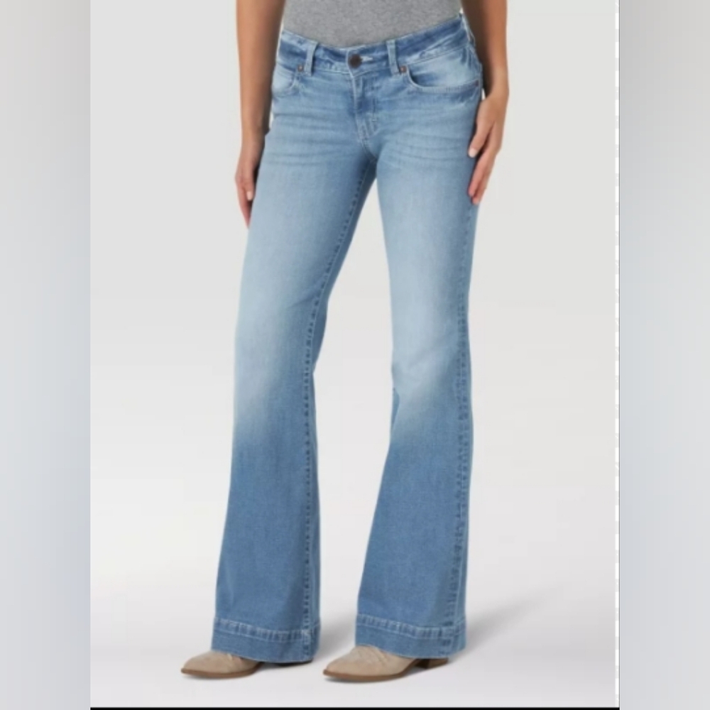 Wrangler Retro Mae Light Wash Trouser Jeans - Picture 3 of 11